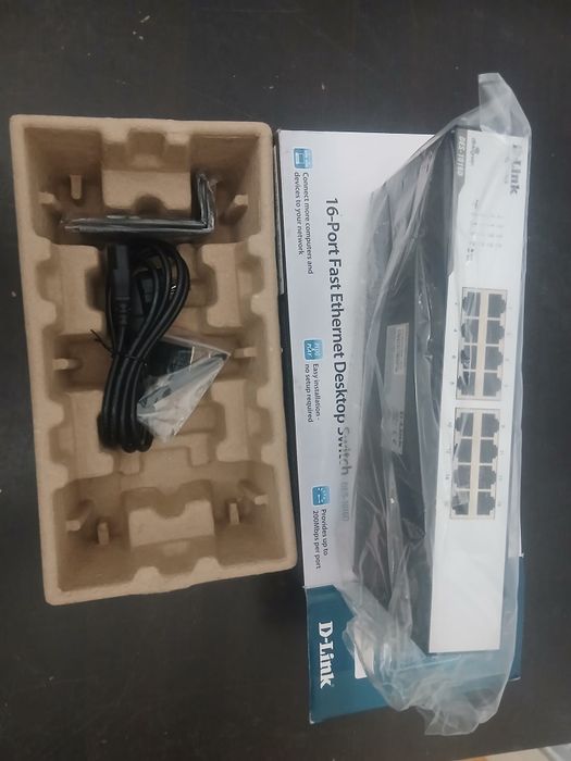SWITCH-URI D-link 16 port