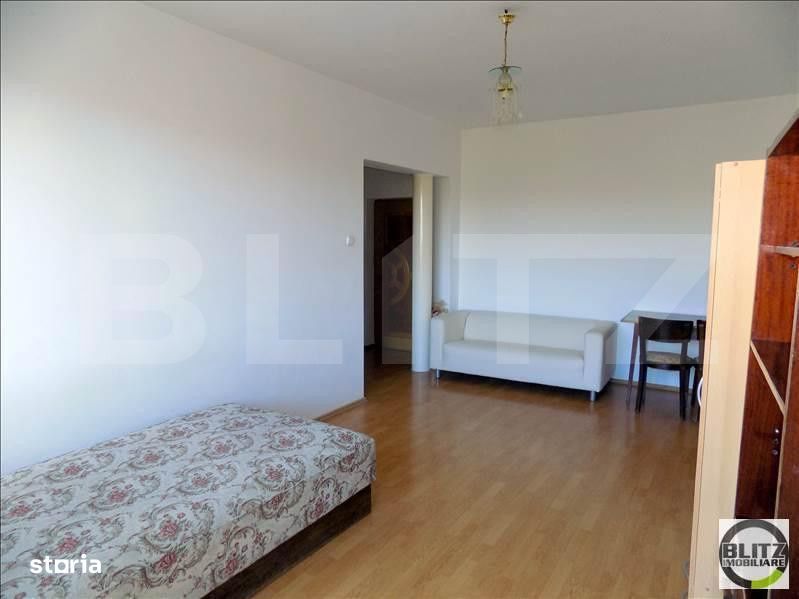1 camera, 40 mp, semidecomandat, boxa subsol, zona strazii Vanatorului
