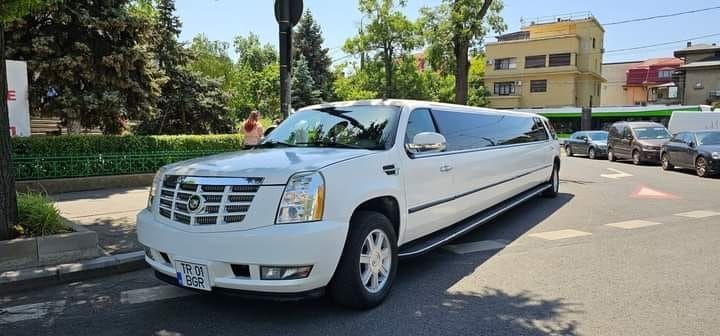 Limuzina de Inchiriat Hummer