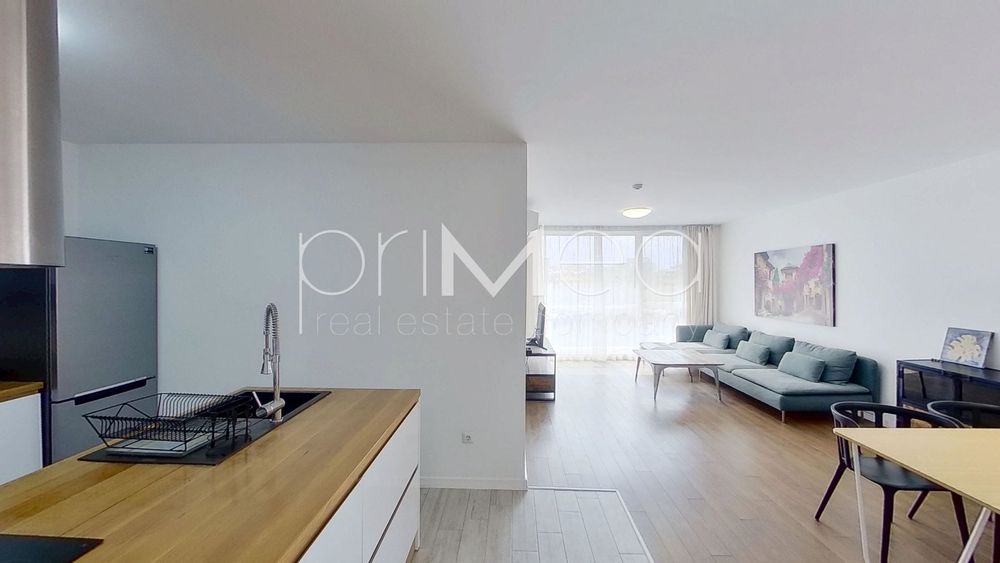 Дава се под наем Тристаен апартамент в Бургас, Център - 87 кв.м за 816 € - Снимка #3