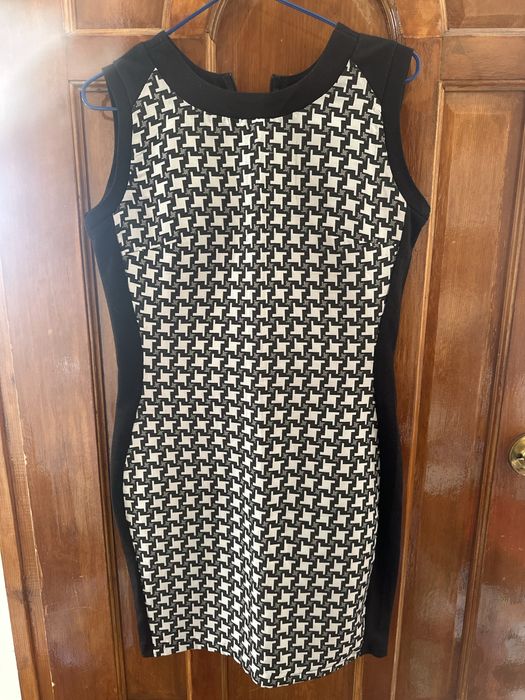 Много летних платьев. Все по 1000,