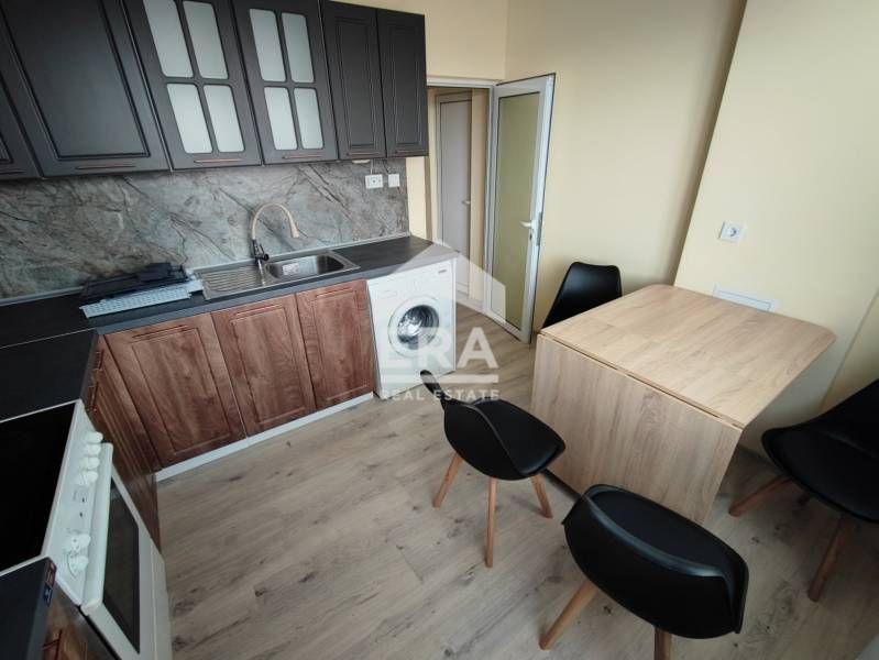 Дава се под наем Двустаен апартамент в Плевен, Сторгозия - 58 кв.м за 280 € - Снимка #1