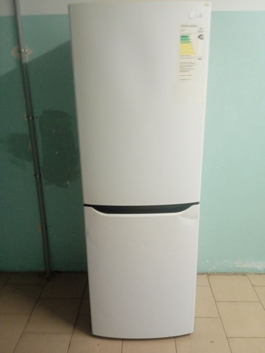 Продам холодильник