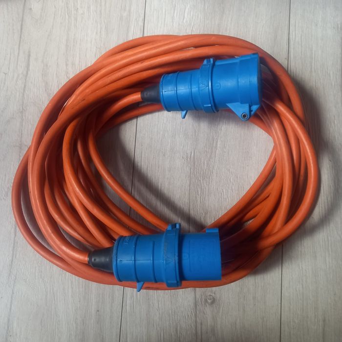 Захранващ кабел за каравана3×2,5мм дължина 10м