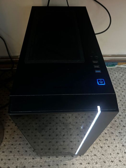 Vând Setup Gaming
