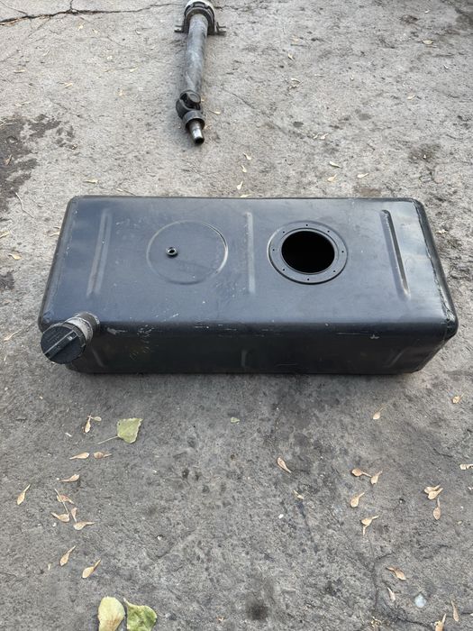 Продам топливный бак 80л Газель
