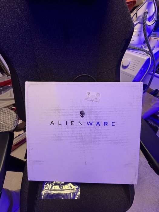 Alieinware   Oled