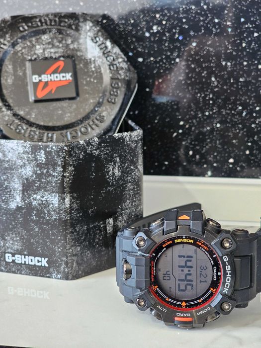 часовник Casio G-SHOCK MUDMAN GW-9500MEC-1