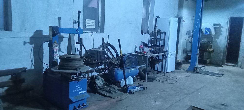 Сдам гараж под СТО