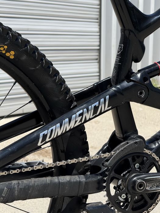 Велосипед за спускане Commencal Furious 27.5 M | БЕЗ БАРТЕРИ !