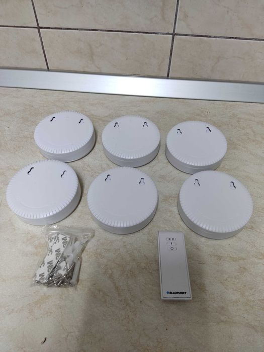 Set Blaupunkt 6 spoturi led fara fir cu telecomanda