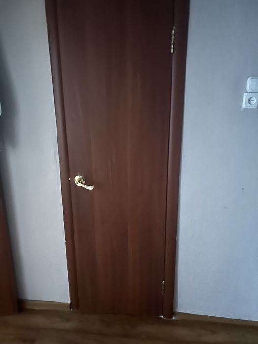 Продам двери межкомнатные