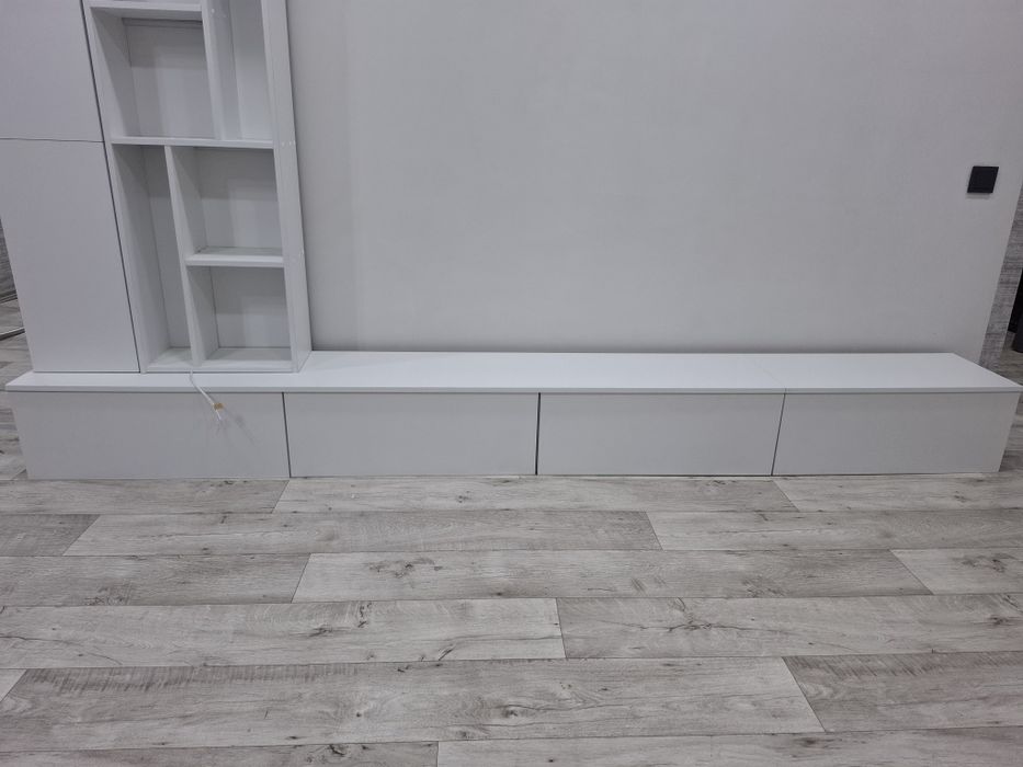 Зона под телевизор