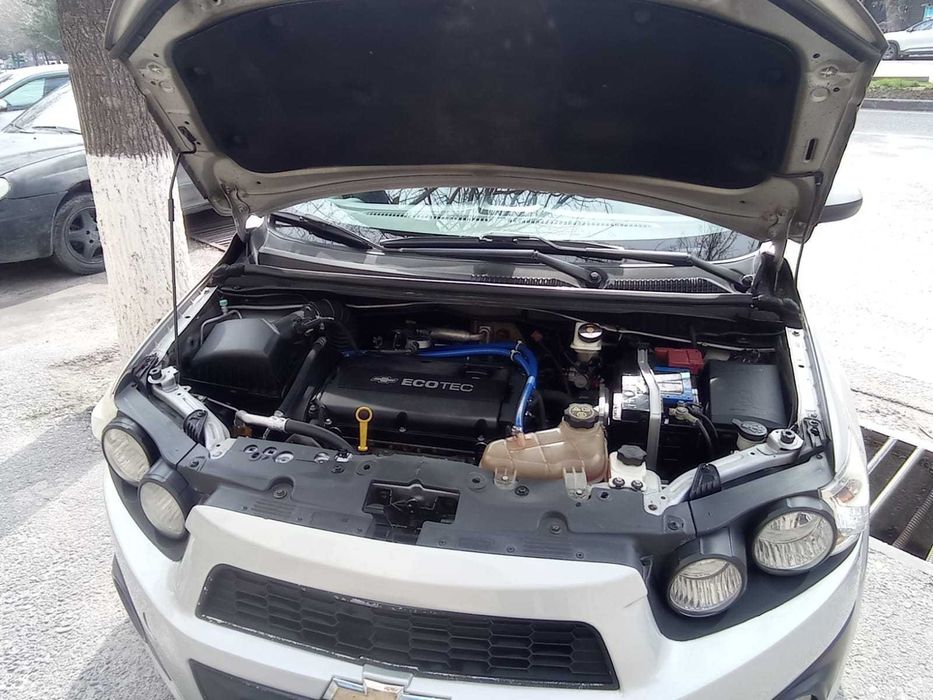 Шевроле Авео машина