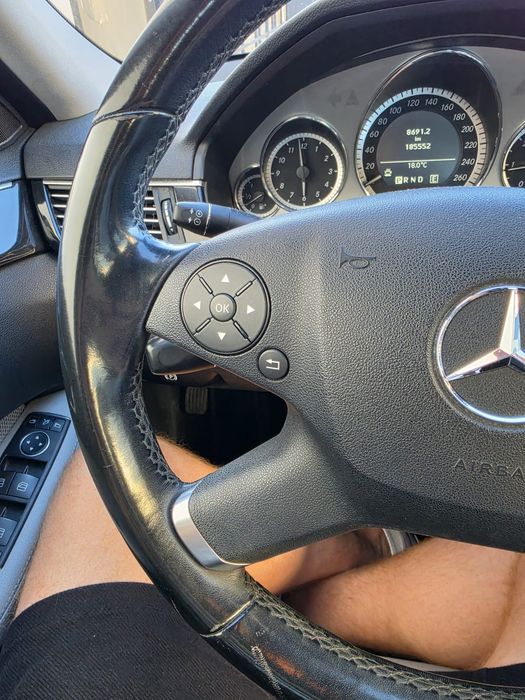 MERCEDES-BENZ E-Class 2011 — imagine 5