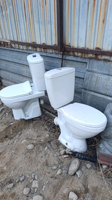 Продам унитазы в хорошем состояний