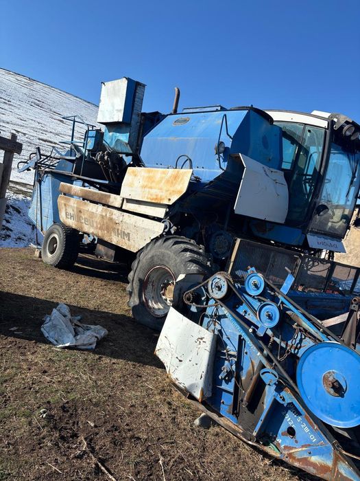 Комбайн енисей 1200 обём 4500л