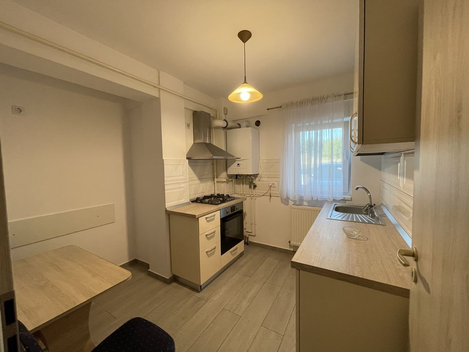 Proprietar Închiriez apartament cu 1 camera  Parcare Moara de vant