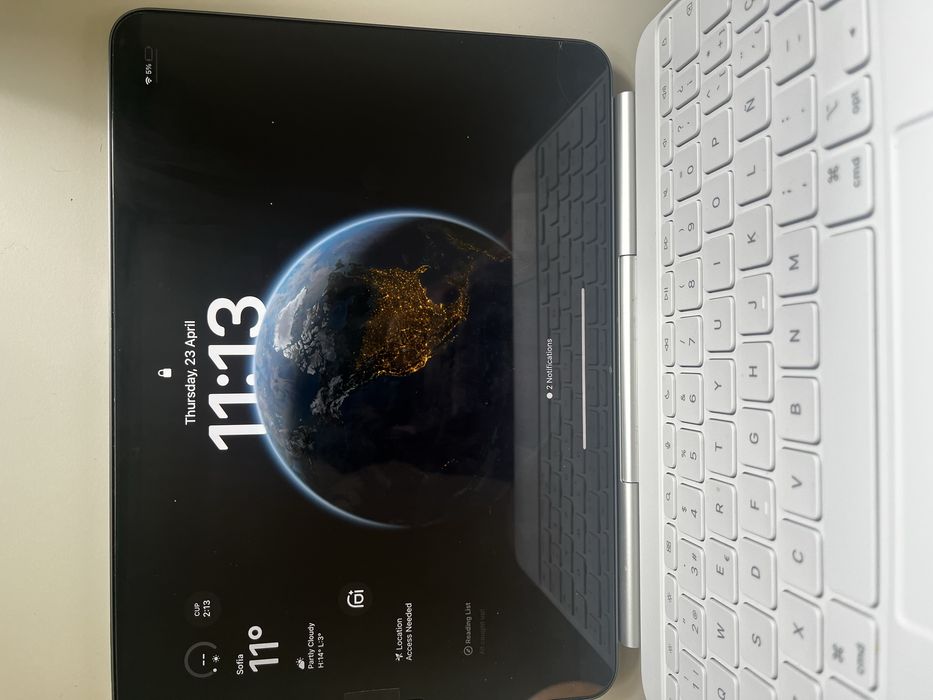 Ipad air 5 2022 256gb с magic keyboard