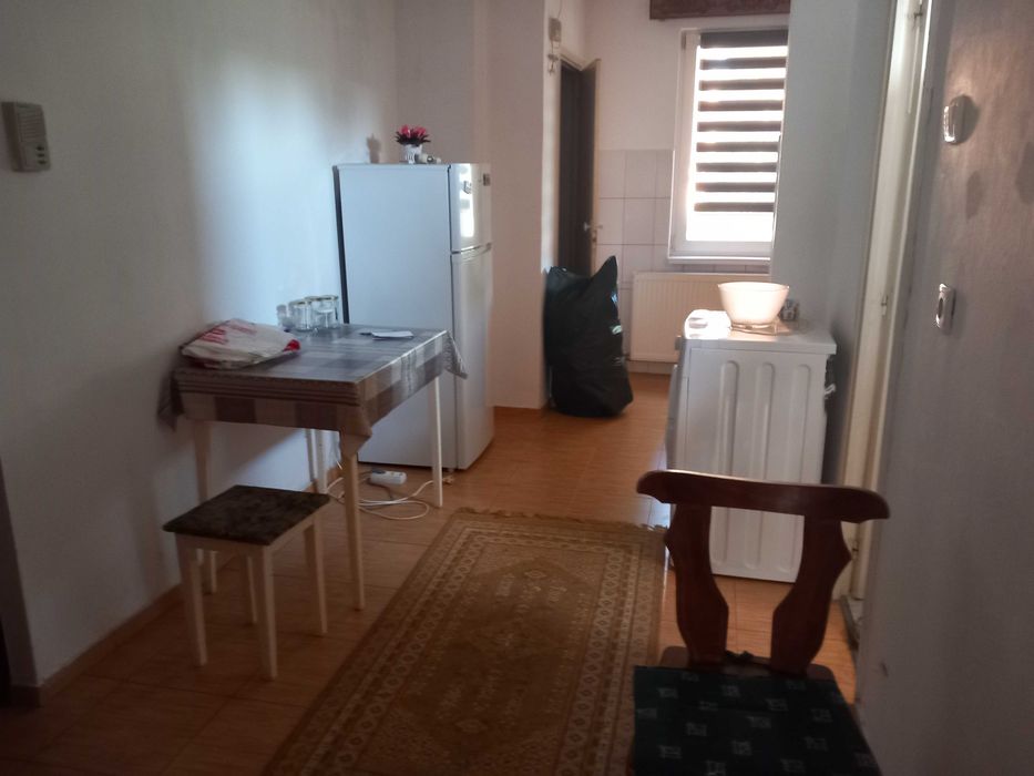 Chirie apartament cu o cameră