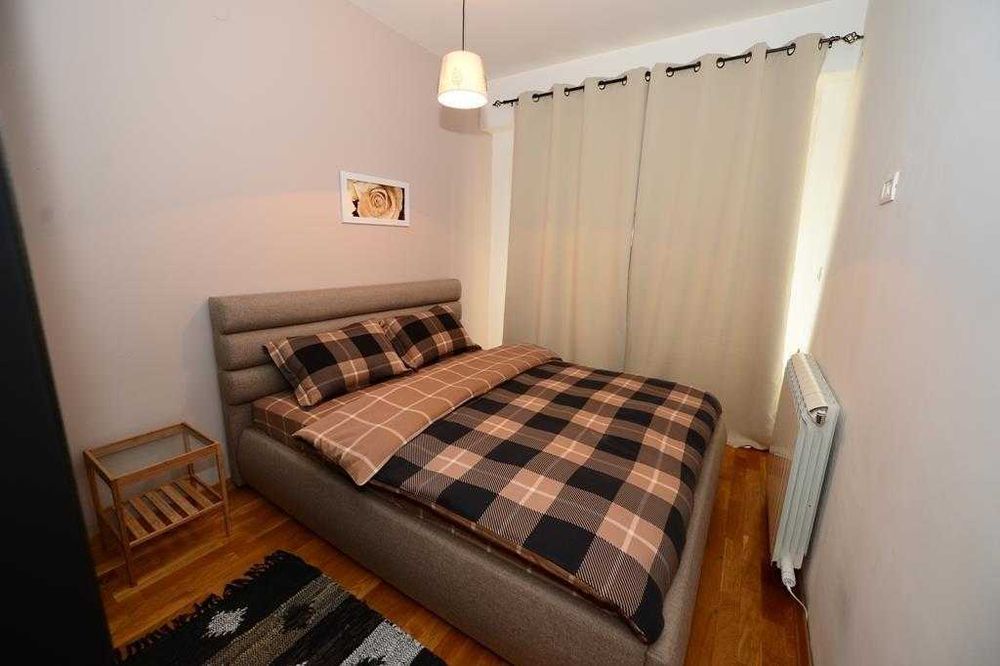 Дава се под наем Двустаен апартамент в Бургас, Славейков - 60 кв.м за 219.3 € - Снимка #6