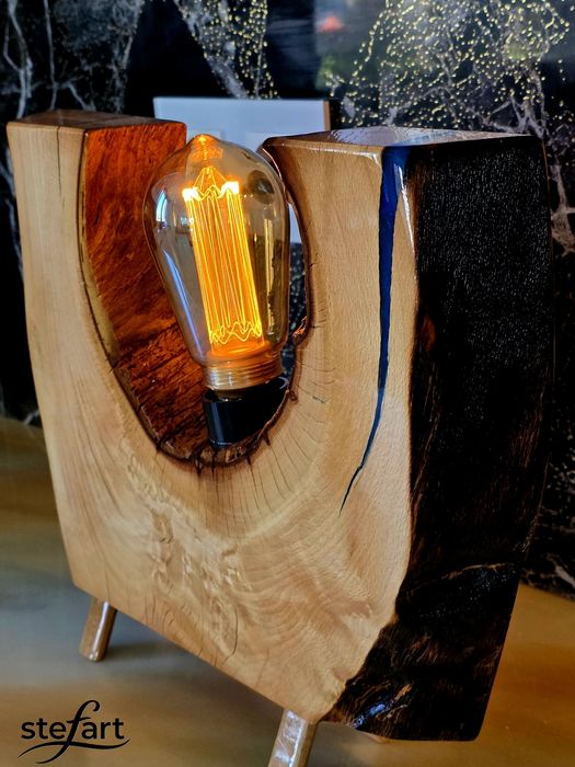 Lampa din lemn masiv + rasina