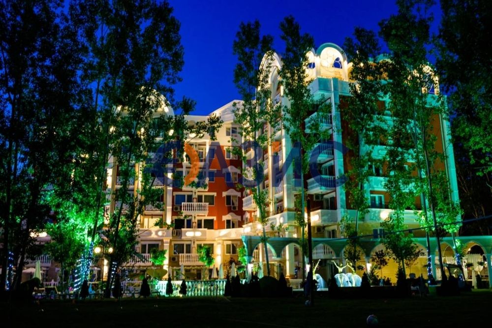 Продава се Двустаен апартамент в к.к. Слънчев бряг - 44 кв.м за 2135 €/кв.м - Снимка #8