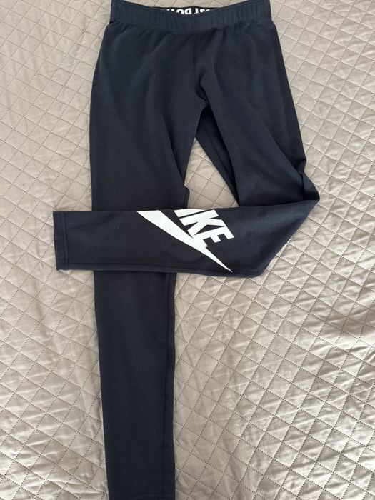 Спортни дрехи.