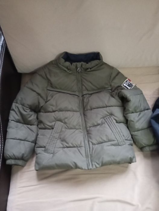 Яке united colors of beneton