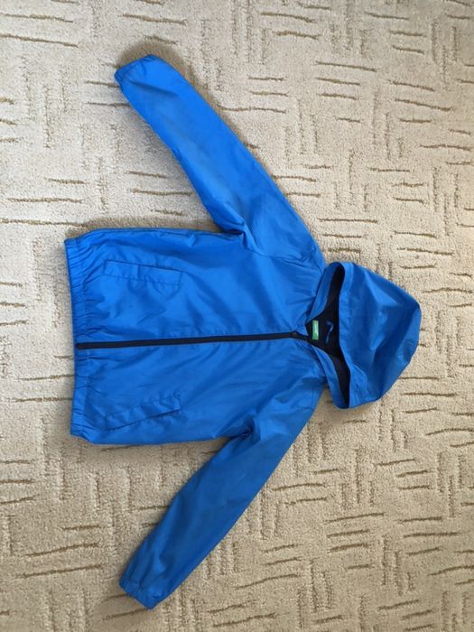 Geaca baiat benetton 6-7 ani