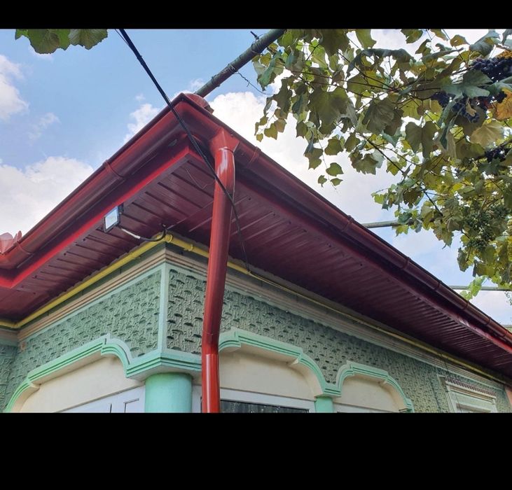 Executăm acoperise jgheaburi burlane reparații urgente