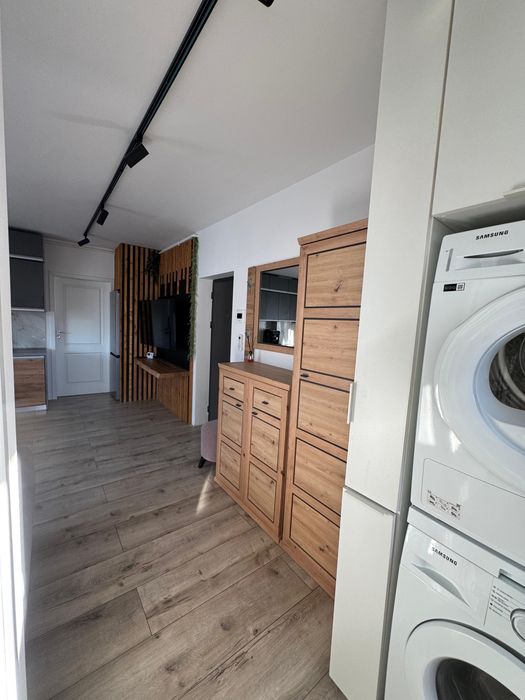 Inchiriez apartament 3 camere Eroilor