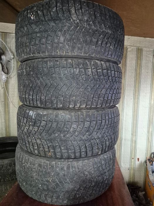 Продам шины срочно