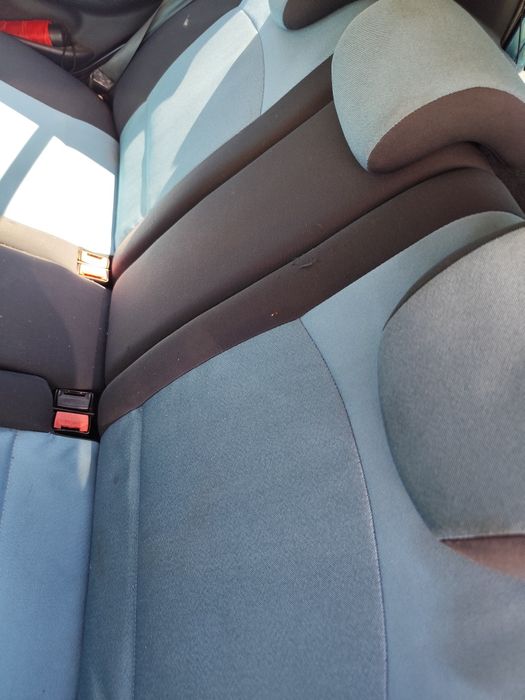 Продавам Рено Клио 2