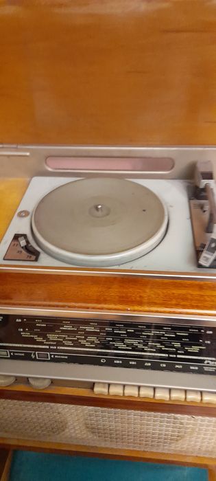 Радиогпамофон Ригонда