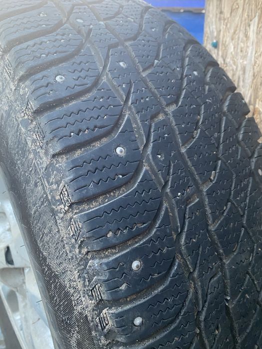 Продам шины с дисками 265/65 R17 — 5 шт.