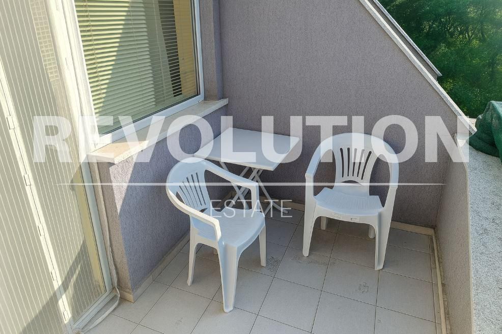 Дава се под наем Двустаен апартамент в Варна, Лятно кино Тракия - 60 кв.м за 450 € - Снимка #4