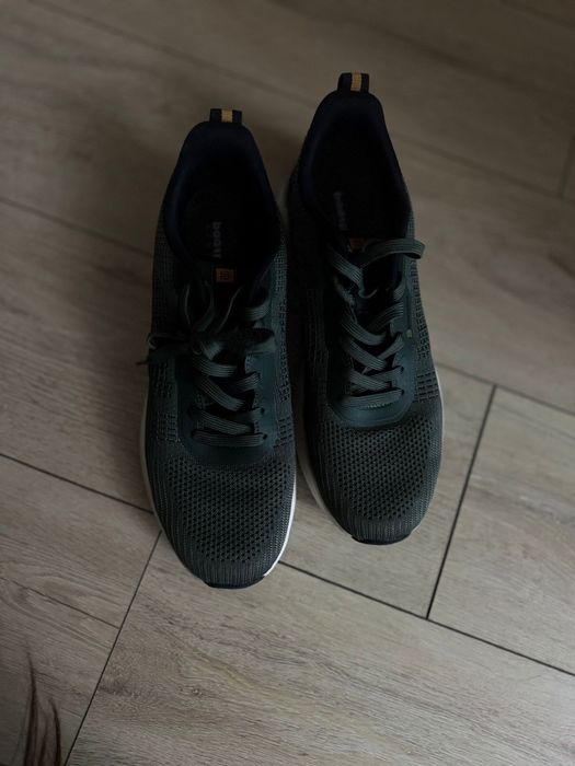 Кроссовки Baolan новые