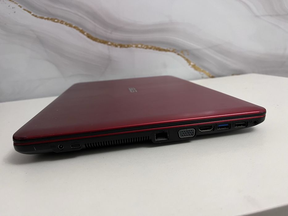 Продается ноутбук Asus Б/у