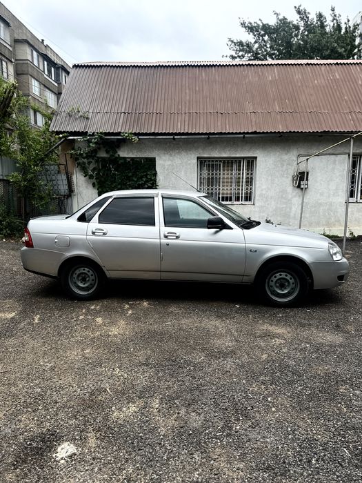 Lada priora 2 полулюкс