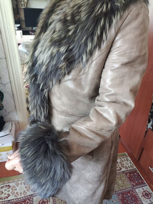 Продам женскую дублёнку