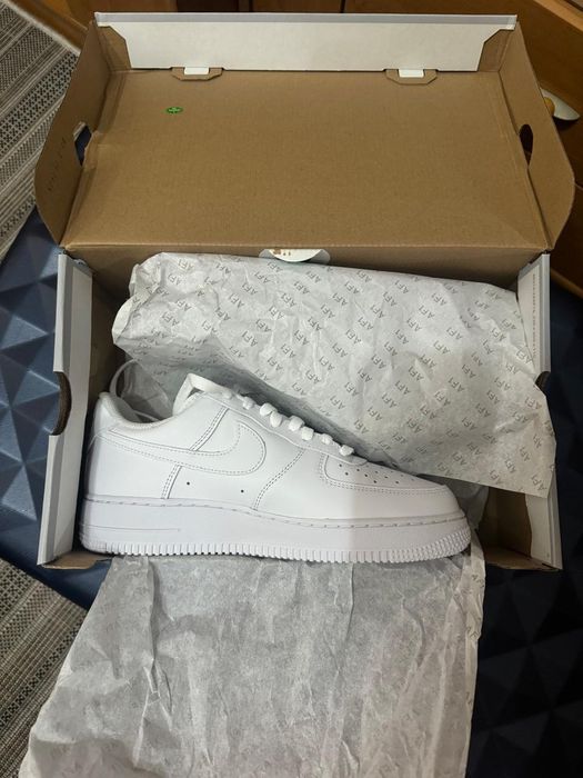 Кроссовки новые оригинал