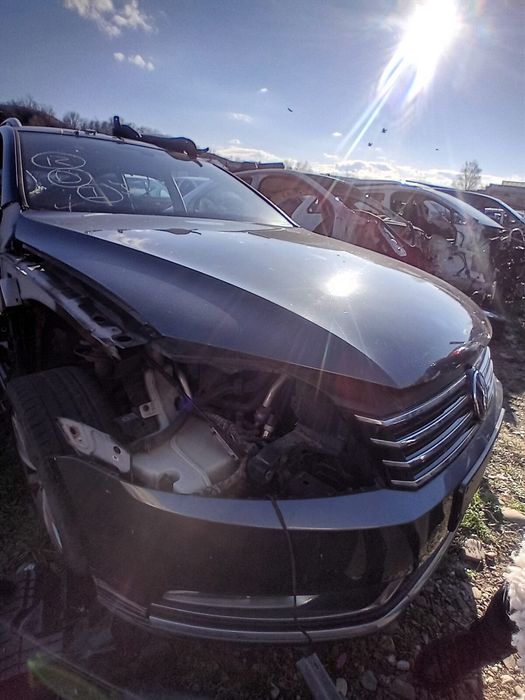 Fata completa Volkswagen Passat B7 Break 2011