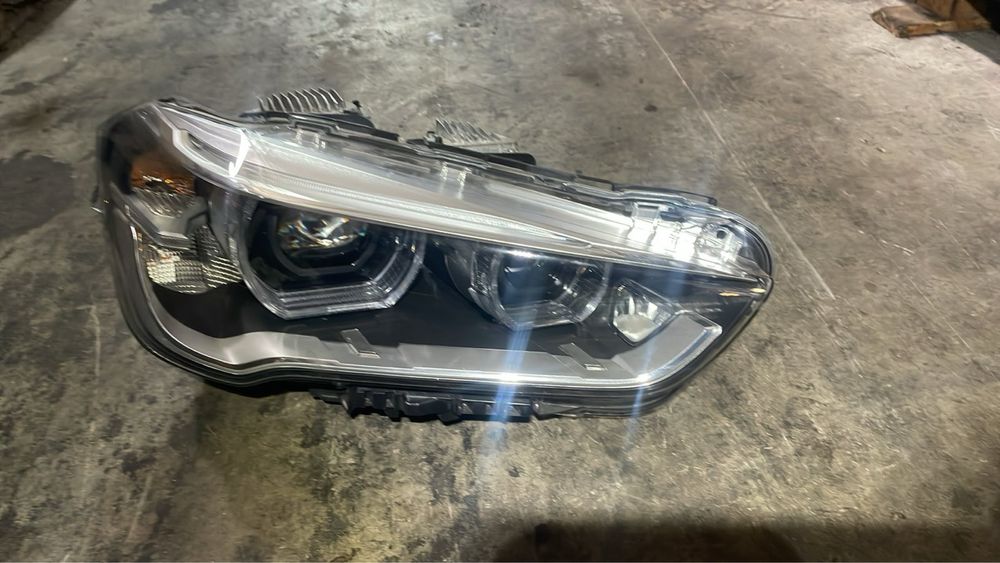 Десен фар БМВ Х1, Ф48 (desen far bmw x1, f48)