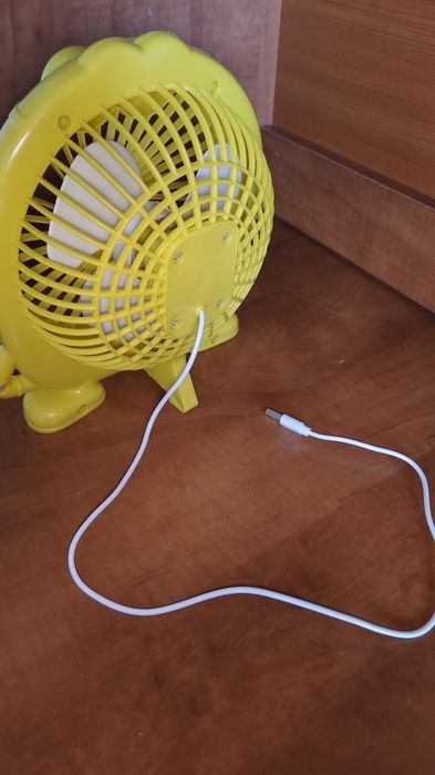 Жёлтый вентелятор