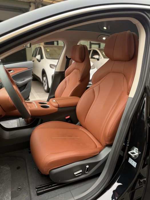 Dongfeng S7 FORTHING гибрид 3 йил гарантия оранжевый салон кузов кора