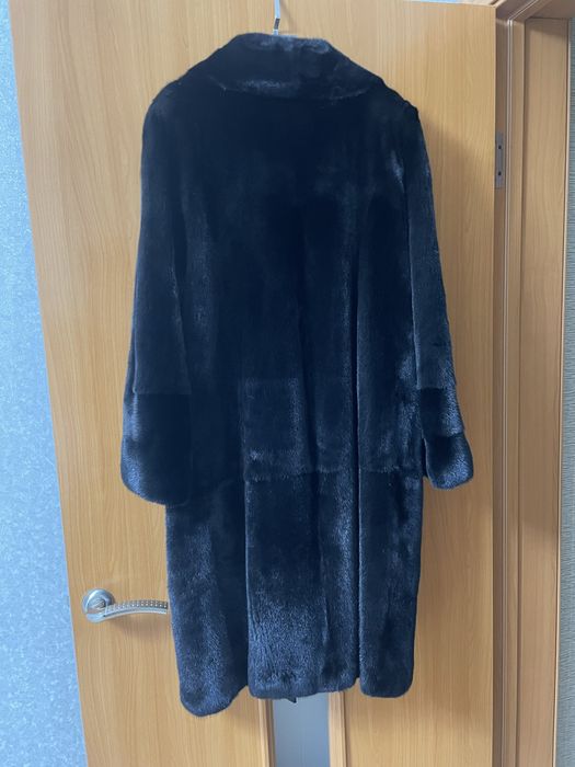 Продам норковую шубу