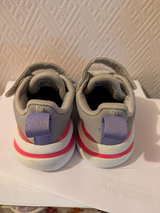 Детски маратонки Adidas размер 21