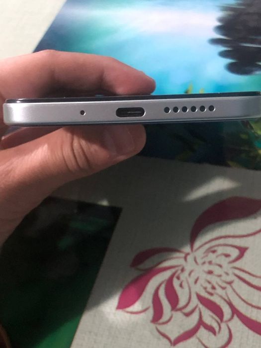 Срочно Продам Poco M7 Silver 256/8