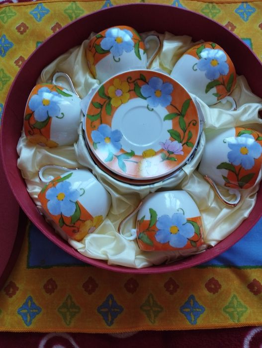 Сервиз за кафе от костен порцелан